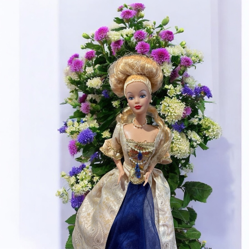 Elegant Blue/Gold “Three tear Drops” Barbie. 3 beautiful blue gems 💎 on dress.